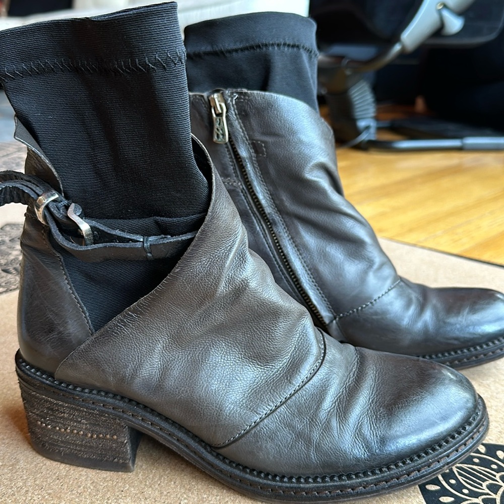 AS98 boots